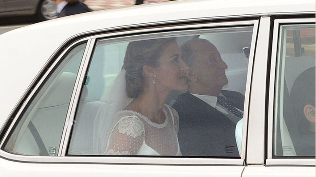 Isabel Sartorius y los Príncipes de Asturias, juntos en la boda de Álvaro Fuster