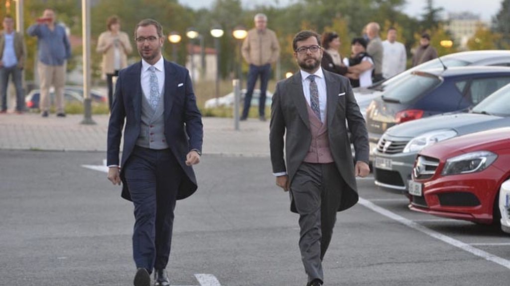 Maroto y José Manuel Rodríguez han dicho sí: el PP se va de boda gay