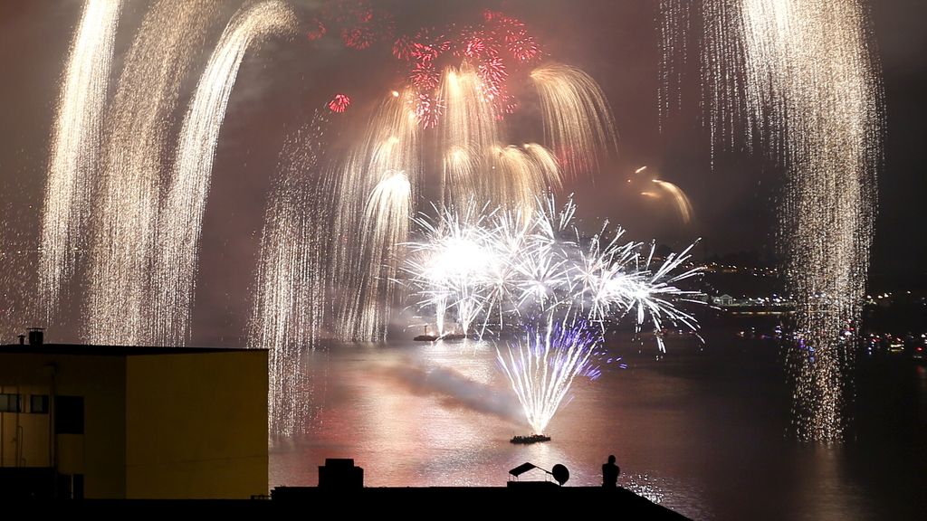 Fuegos artificiales en Valparaíso para recibir al 2016