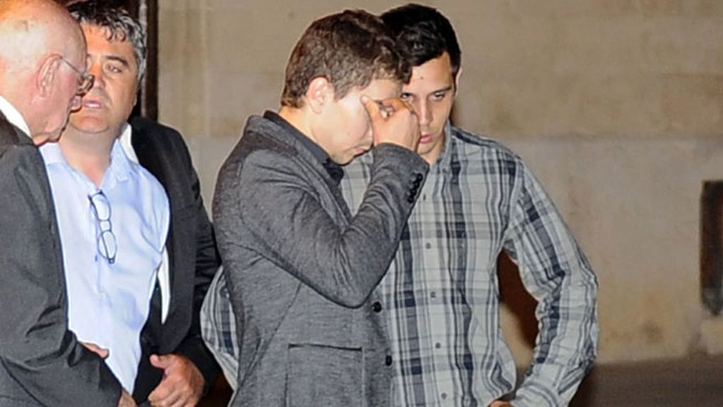 Momentos de gran dolor en el tanatorio de Son Valentí, en Mallorca