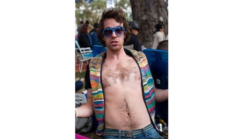 El vello masculino convertido en arte