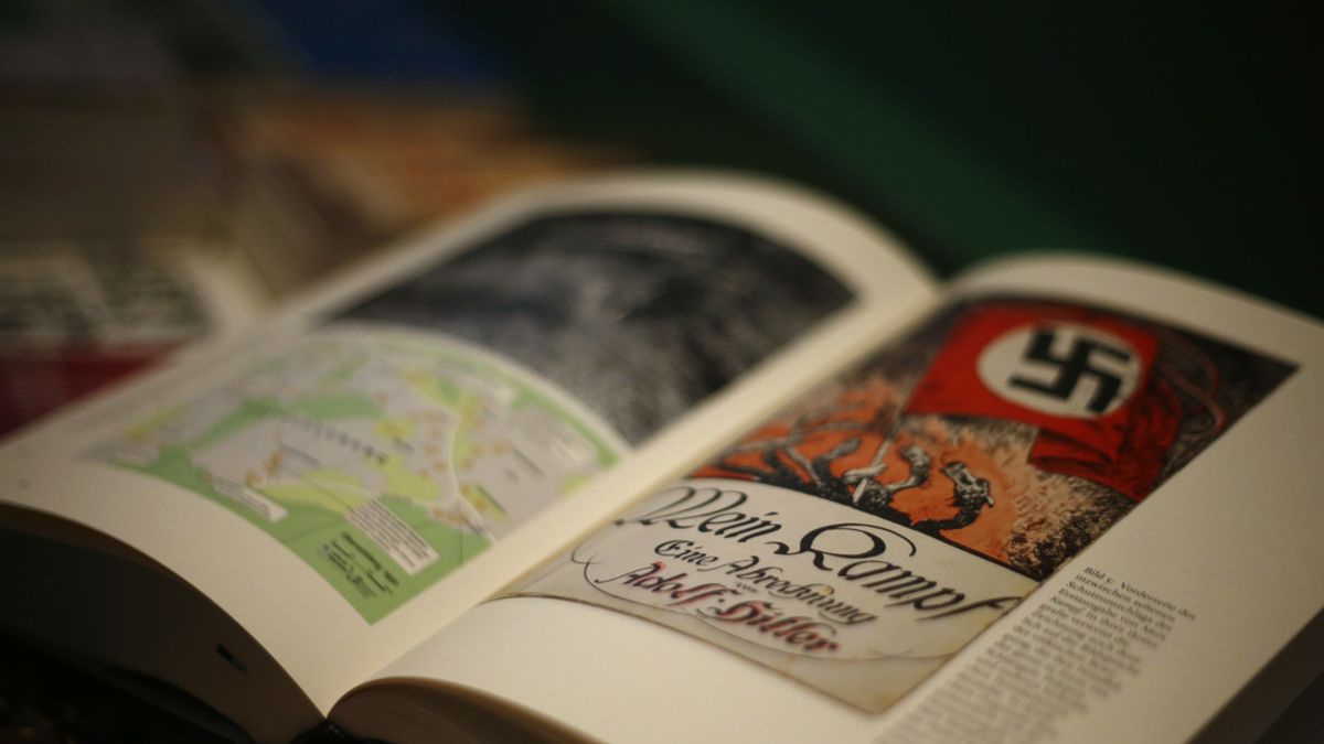 Alemania vuelve a publicar 'Mi lucha', la biblia del nazismo