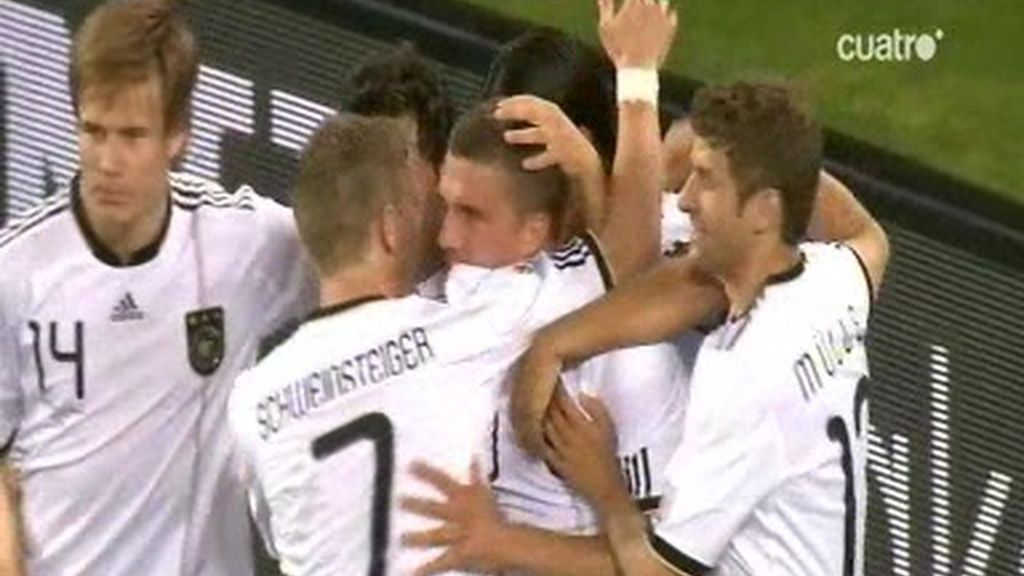 Gol de Podolski. Gol de Alemania