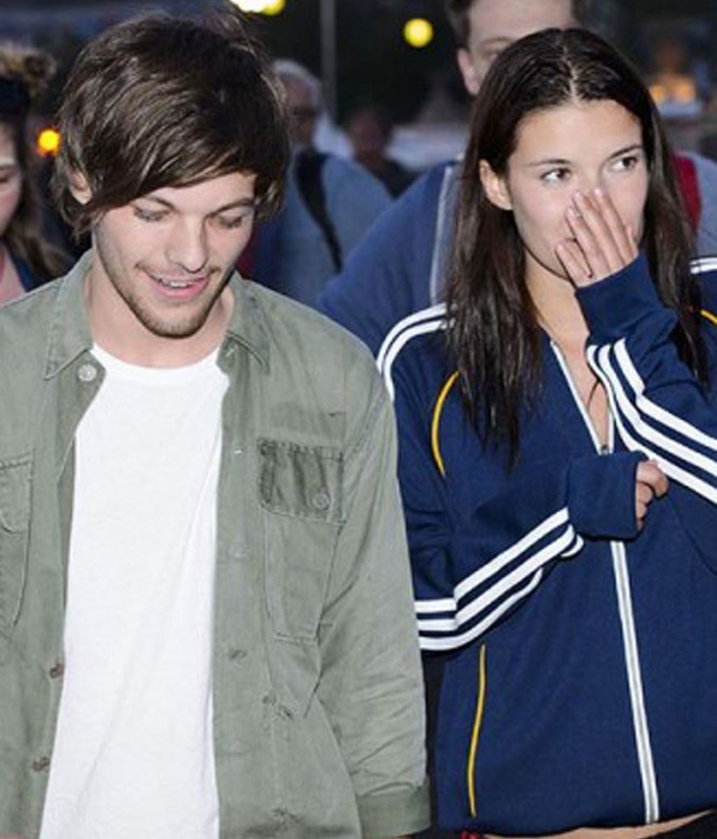 Louis Tomlinson junto a la modelo Tamara Bell