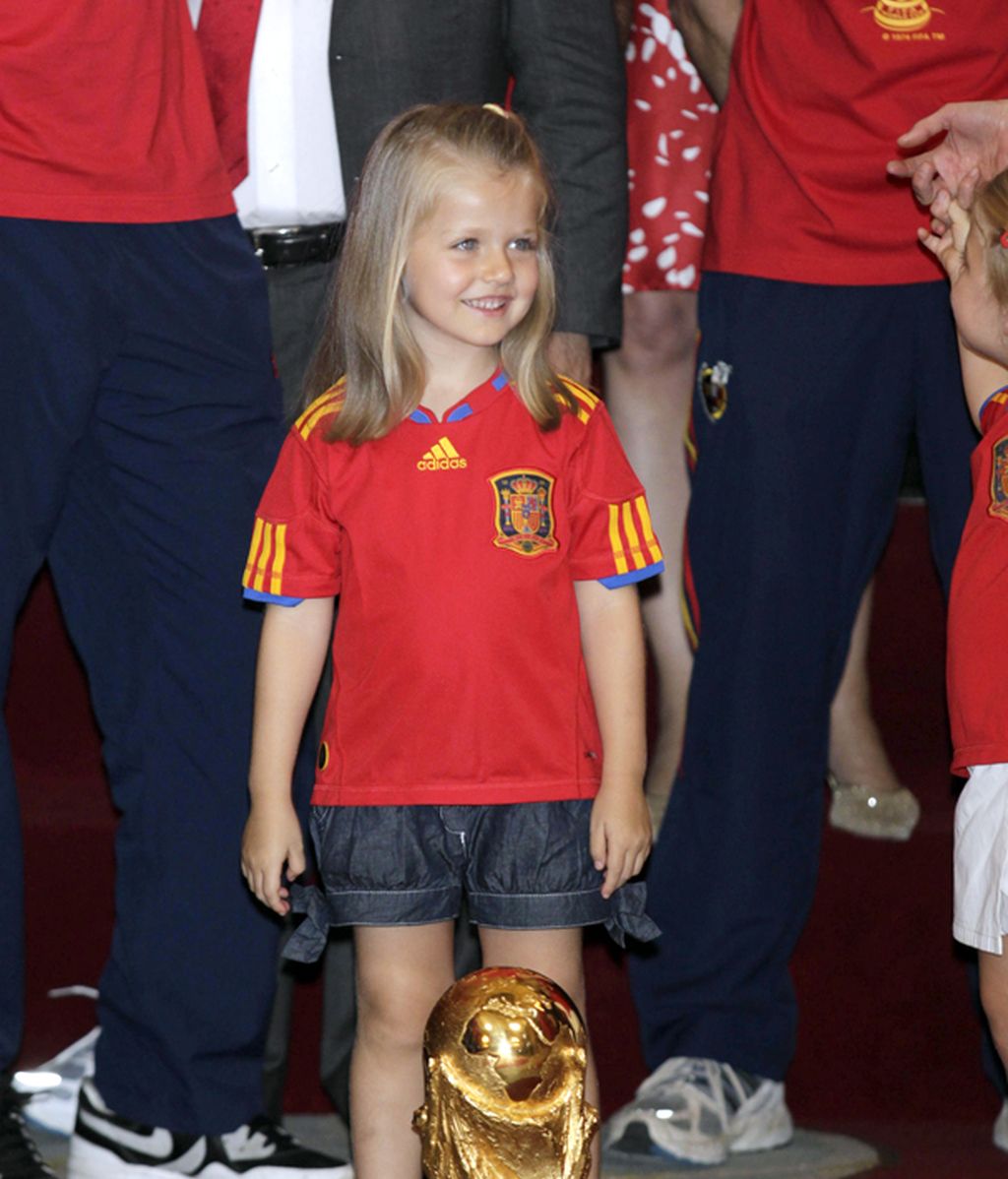 LEONOR