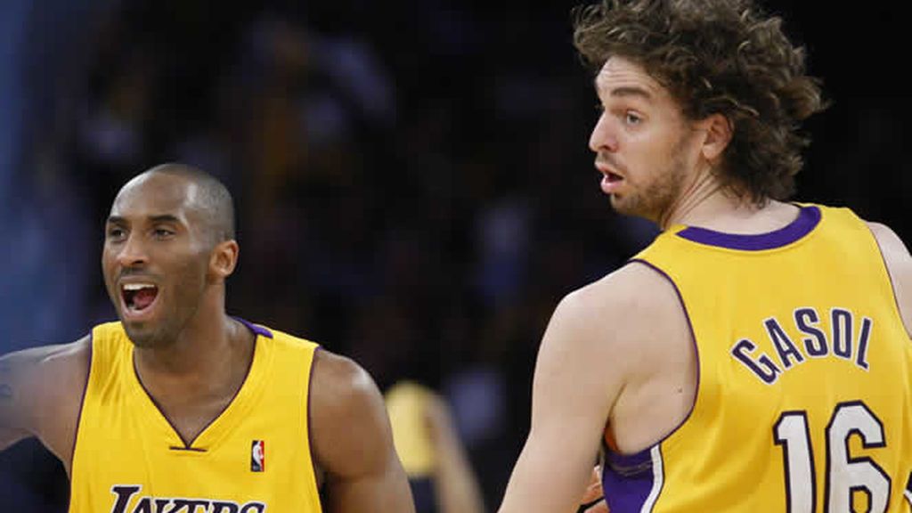 Pau Gasol y Kobe Bryant rozan las semifinales Pau Gasol y Kobe Bryant rozan las semifinales