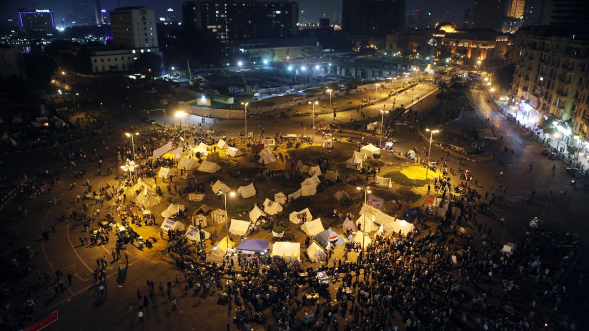 Miles de egipcios se concentran en la Plaza Tahrir contra las medidas de Mursi