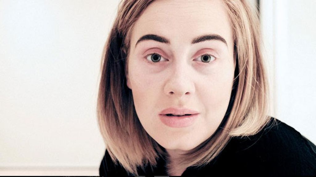 Adele se estrena sin maquillaje en Instagram por 'culpa' de un resfriado