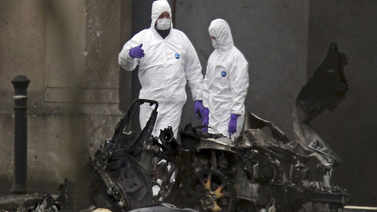 Explota un coche bomba en Irlanda del Norte sin dejar heridos
