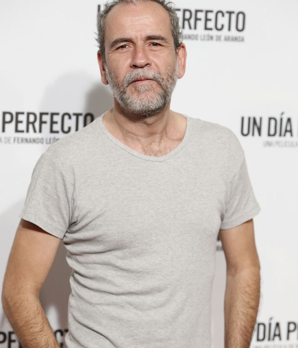 Hiba Abouk, Benicio del Toro, Pedro Sánchez o Tim Robbins: estreno de 'Un día Perfecto'