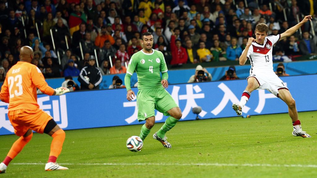 Muller falló una ocasión cuando lo tenía todo a favor