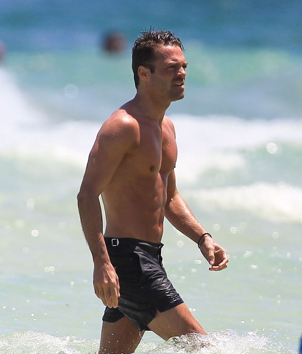 Marta Sánchez y Hugo Castejón, besos y arrumacos en Miami