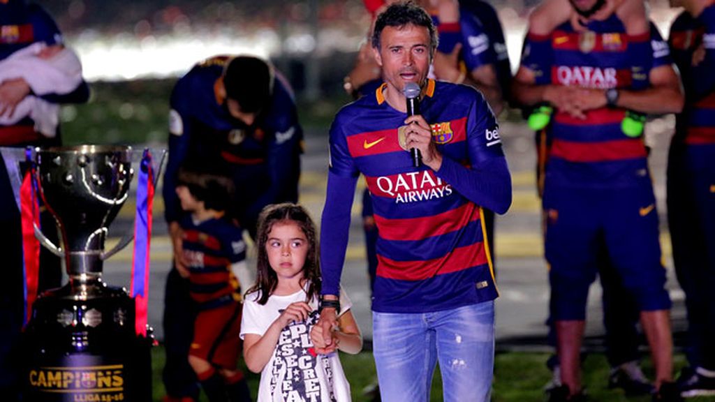 Bartra y Gala, Piqué y Milan… la ‘baby-celebración’ del Barça en el Camp Nou