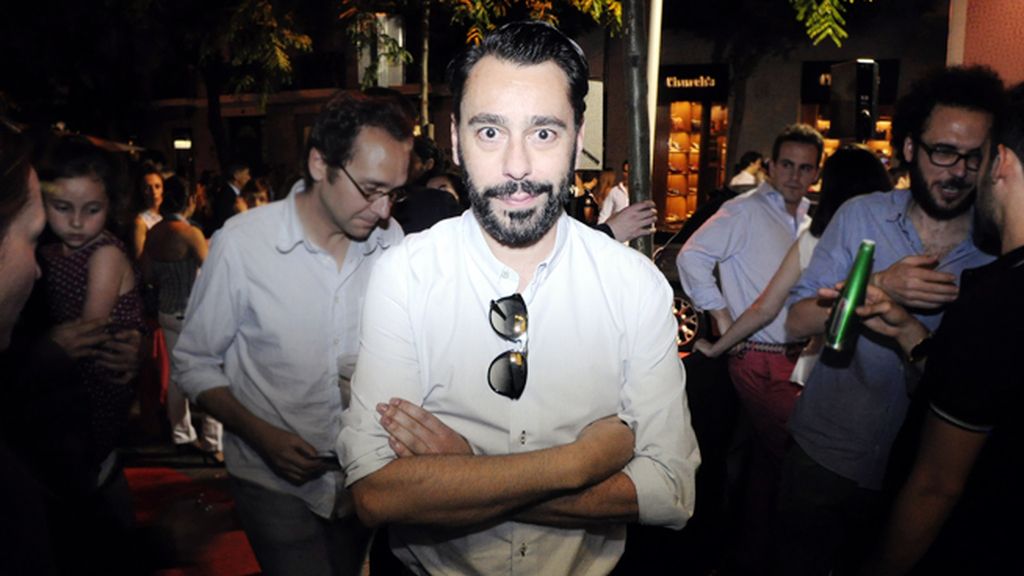 El diseñador Juanjo Oliva no se perdió uno de los primeros eventos del verano