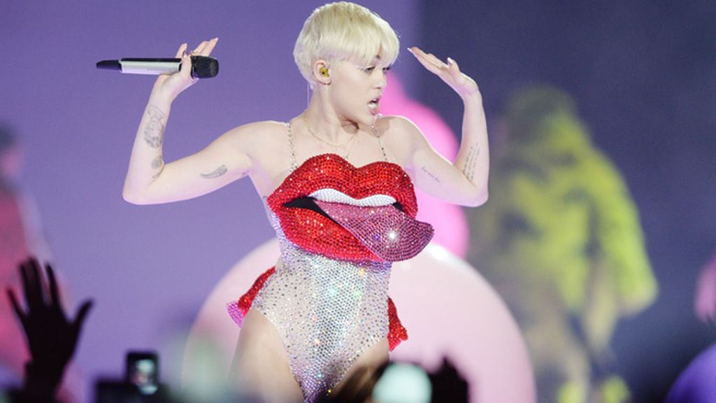 Miley Cyrus vuelve con su espectáculo no apto para todos los públicos