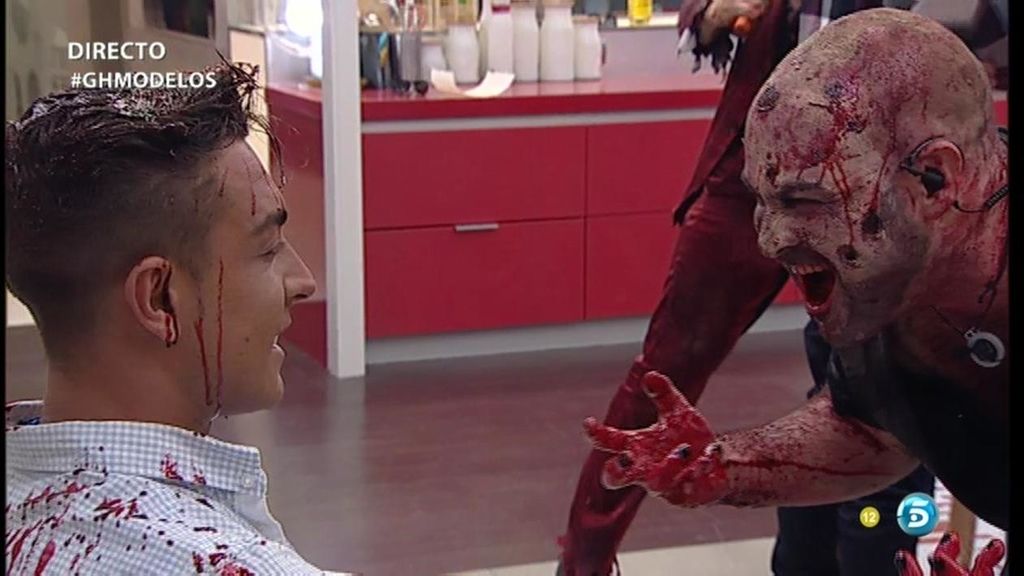 Los concursantes reciben 'terroríficas' visitas