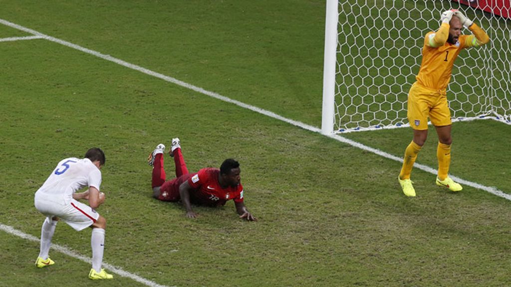 Pero Varela empató en la última jugada y deja viva a Portugal y a Estados Unidos a la espera