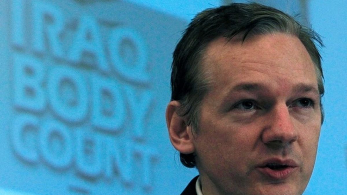 Australia ayuda a Julian Assange tras su detención