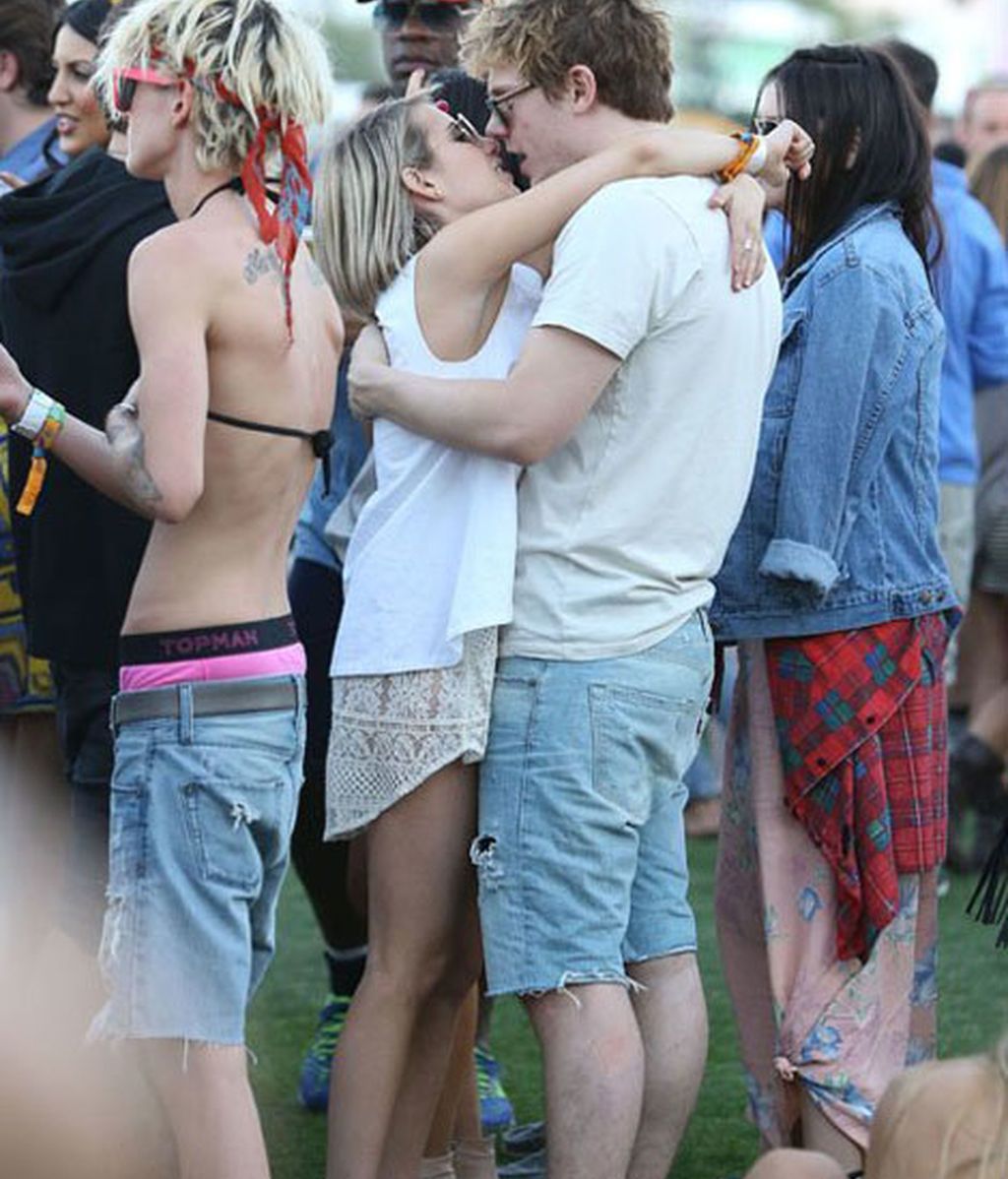 Emma Roberts y su novio Evan Peters