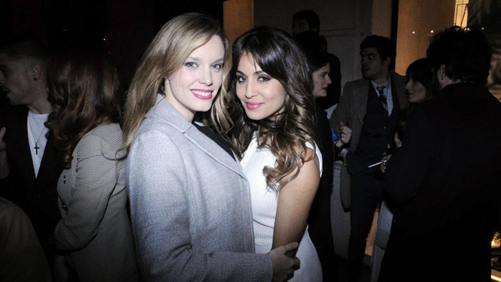 Las actrices Carolina Bang e Hiba Abouk