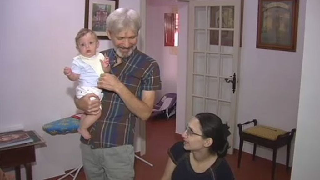 Ésta es la familia siria acogida por Cayetano Martínez de Irujo en su cortijo de Carmona