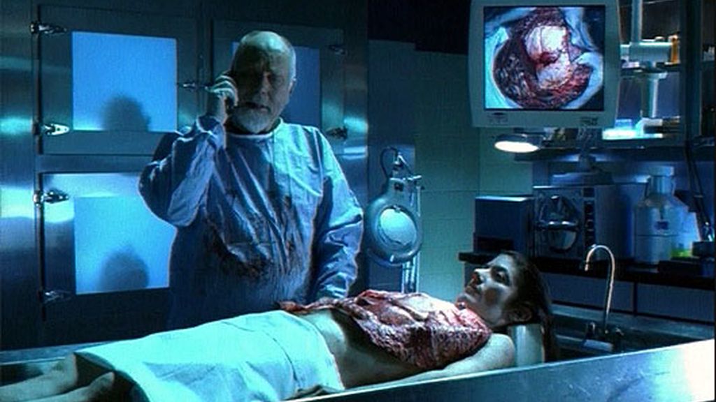 Cap. 16, T.7: 'Monstruo en una caja'