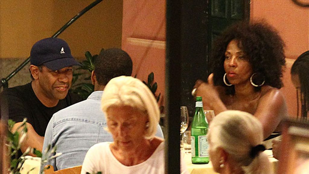 Denzel Washington, con su familia en Italia