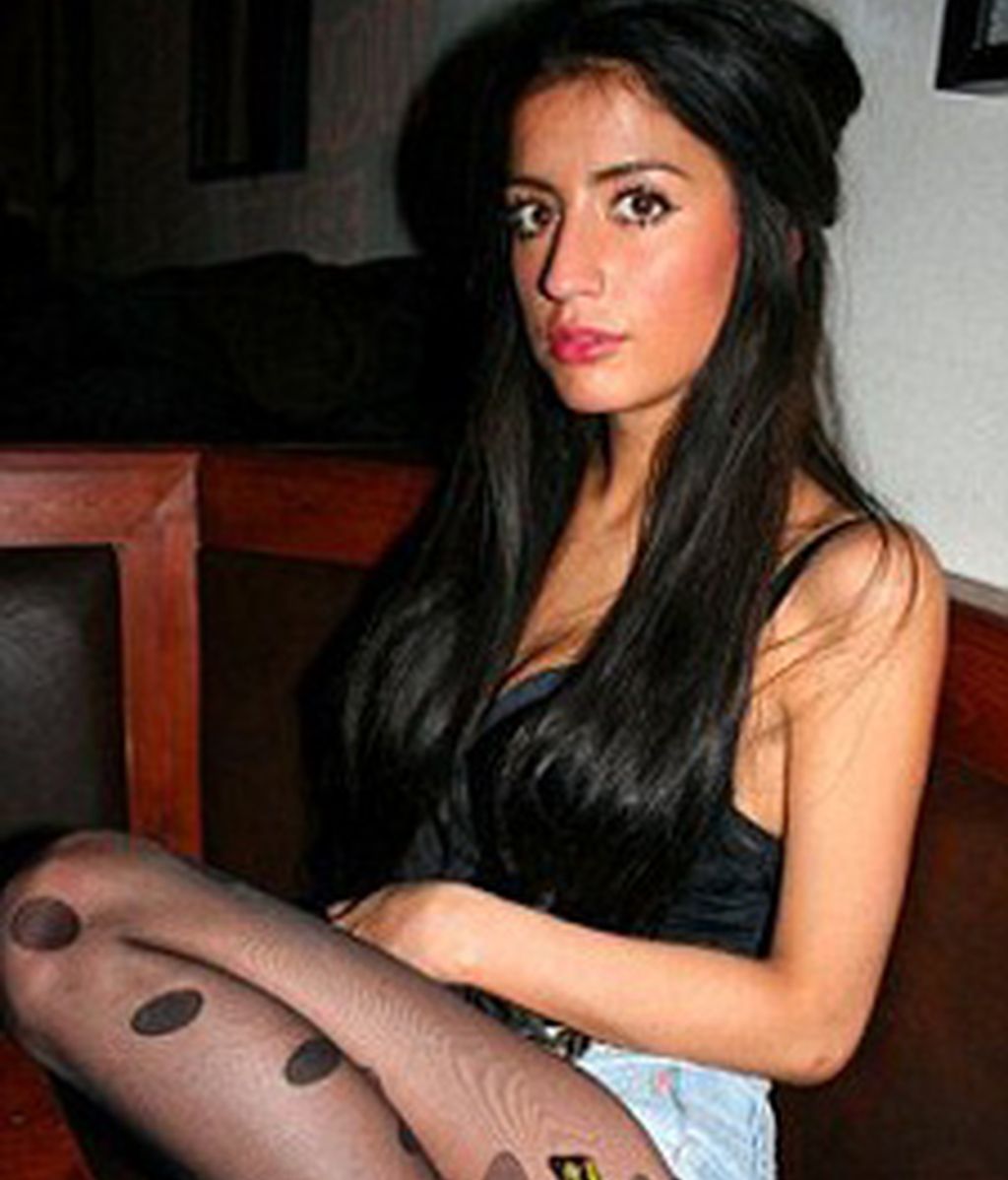 Yasmina Sugliano, estudiante de Artes en una universidad de Londres. Foto: Daily Mail