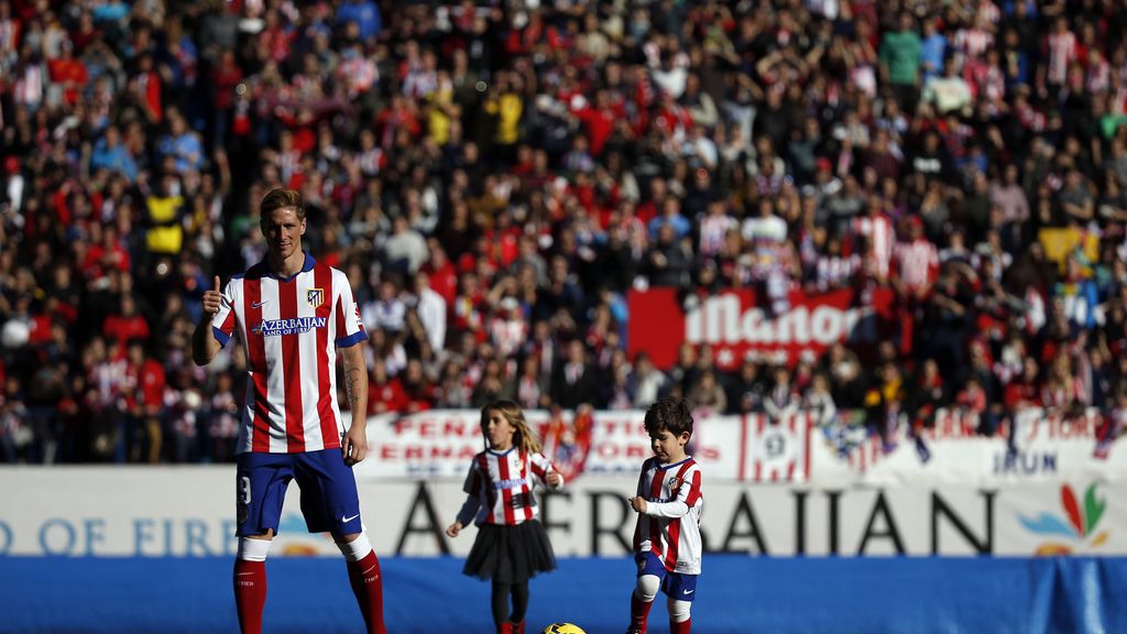 Las mejores fotos de la presentación de Fernando Torres con el Atlético de Madrid