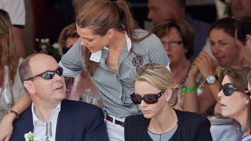 Los de Mónaco hacen una versión 'casual' del banquete nupcial