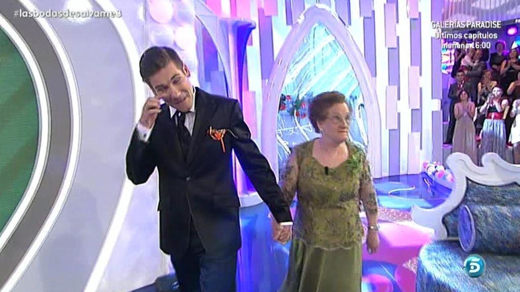 Poniendo en pie a todos los invitados