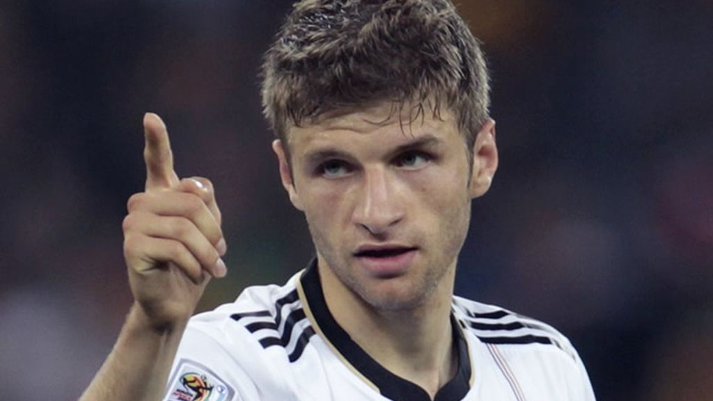 E ) Mueller, el tercero...