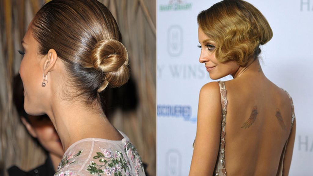 Ambas eligieron peinados retro