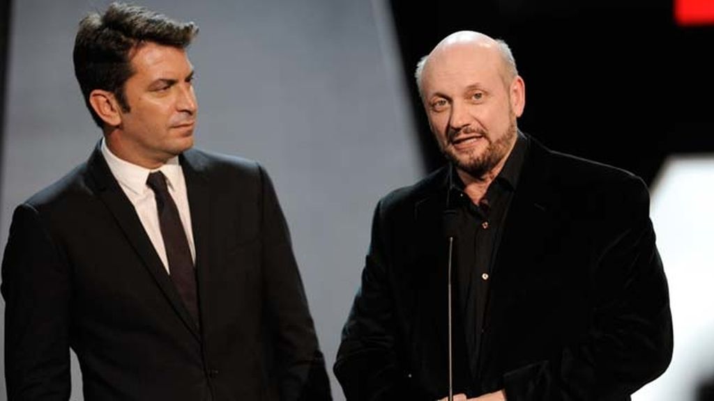 Arturo Valls con el director Juan José