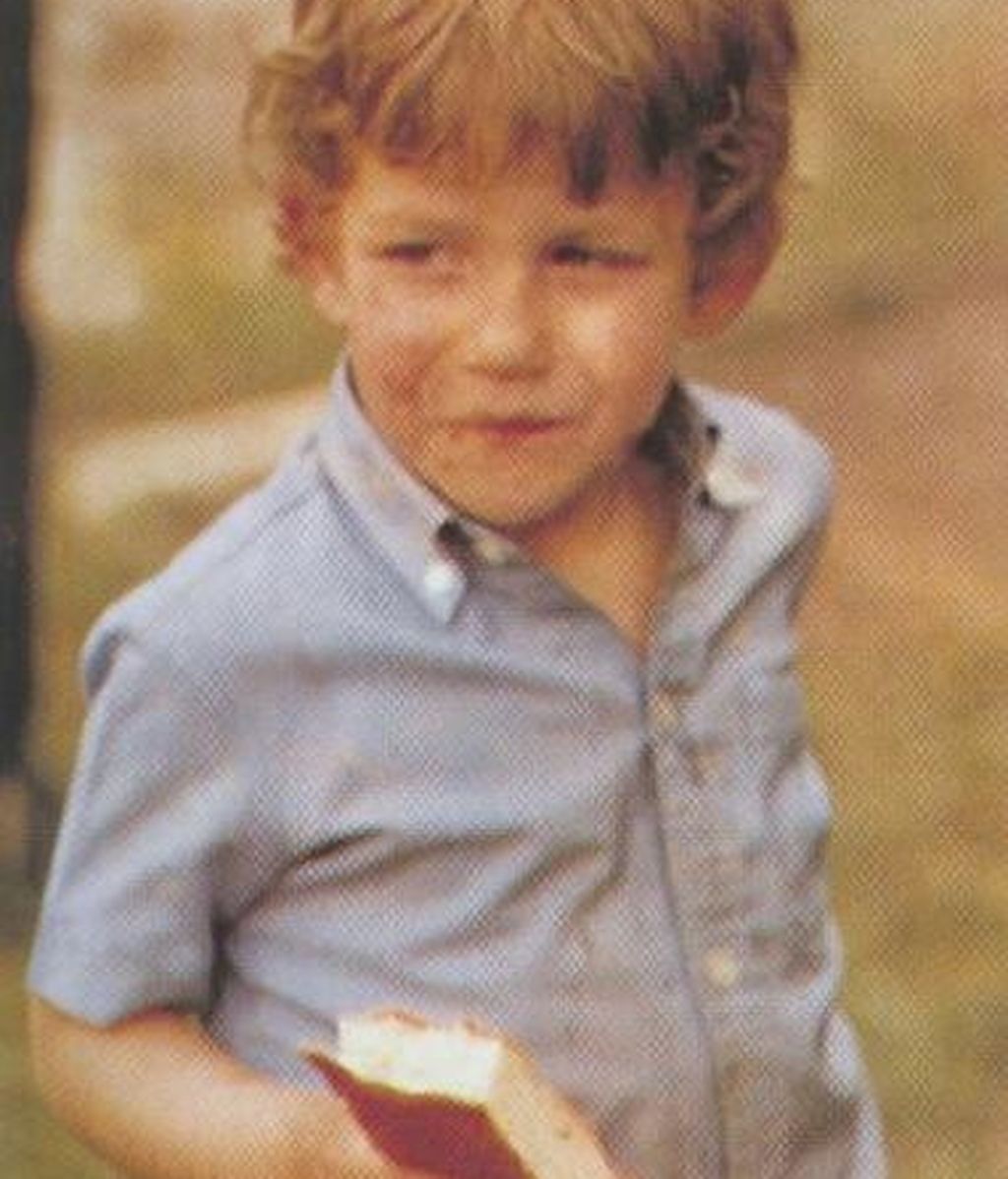 DE NIÑO: De más pequeño, el catalán todavía no lucía sus rizos