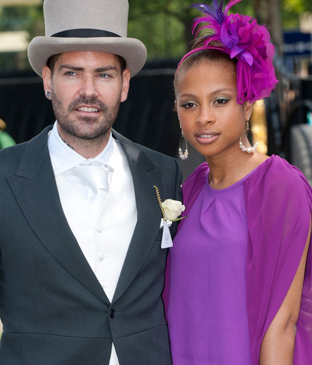 Beatriz de York se vuelve tímida con su sombrero en Ascot