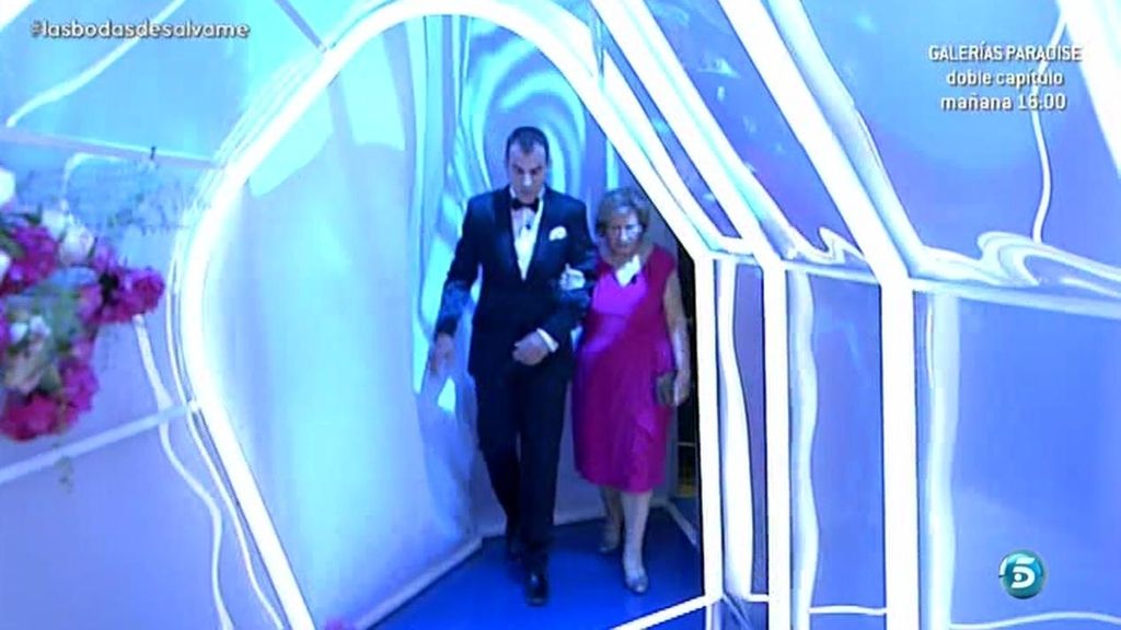 Cristian, recibido entre aplausos