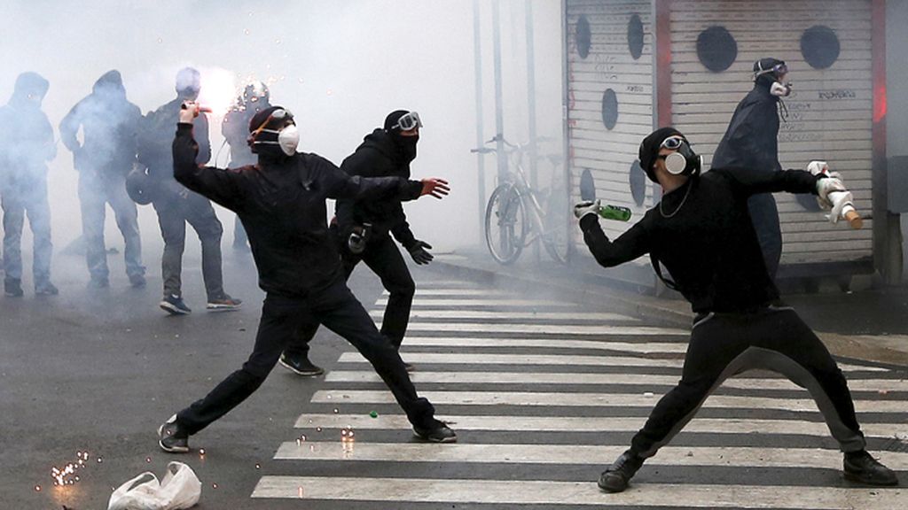 Batalla campal en Milán contra la Expo 2015