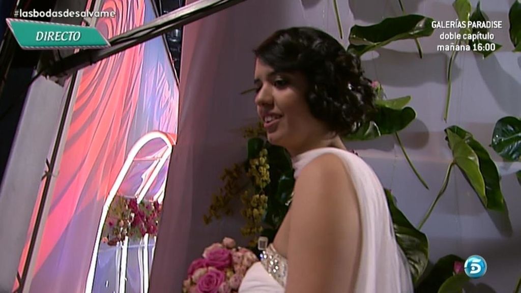 Cristian se emociona al verla tan guapa