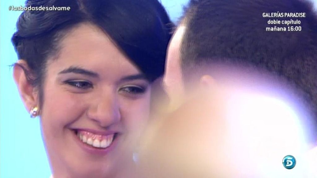 Cristian se emociona al verla tan guapa