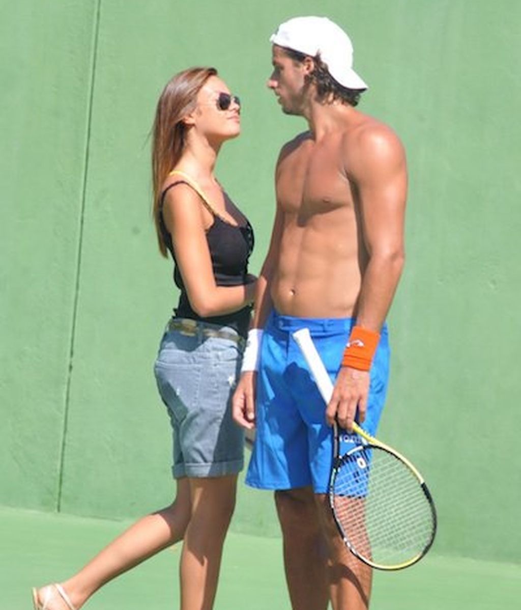 Feliciano y su nueva novia inauguran los calentones de verano