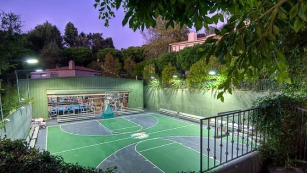 Mark Wahlber vende su mansión de Beverly Hills