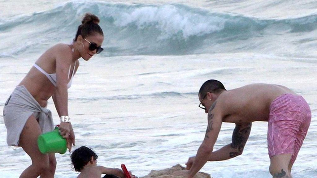 Jennifer López, Casper, el guardaespaldas y los niños, en Río de Janeiro