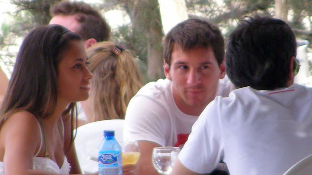Messi y Alves en Ibiza