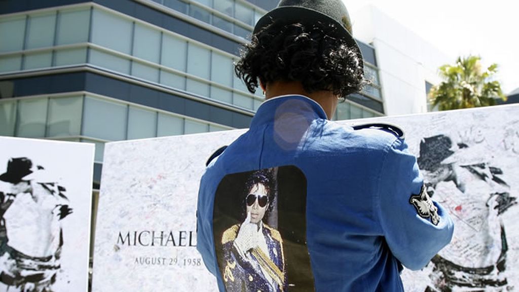 Homenaje del mundo a Michael Jackson antes de su funeral