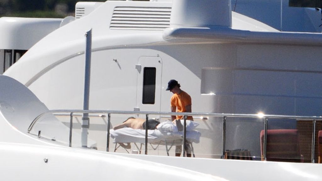 Catherine Zeta-Jones y Michael Douglas recuperan fuerzas en Saint Tropez