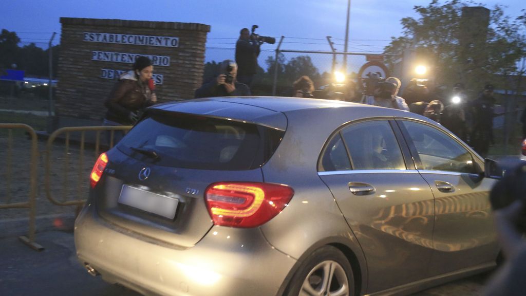 La cantante entró en prisión a las 07:54 de la mañana