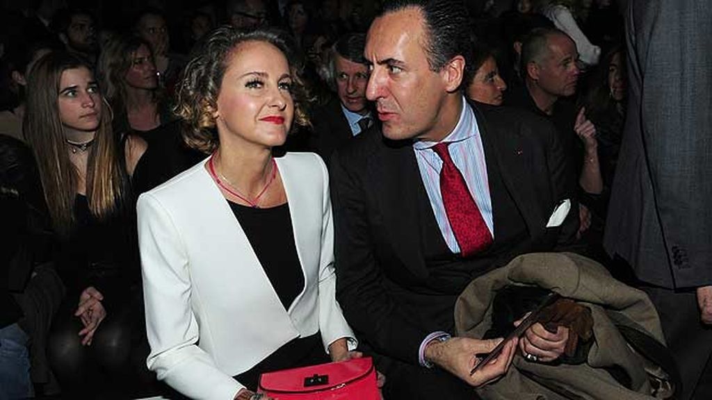 Jaime de Marichalar y Carla Royo Villanova, juntos durante el desfile de 'Mango'