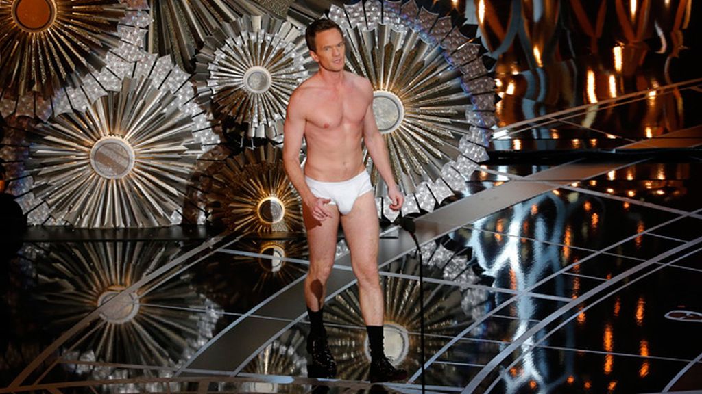 Neil Patrick Harris, al desnudo