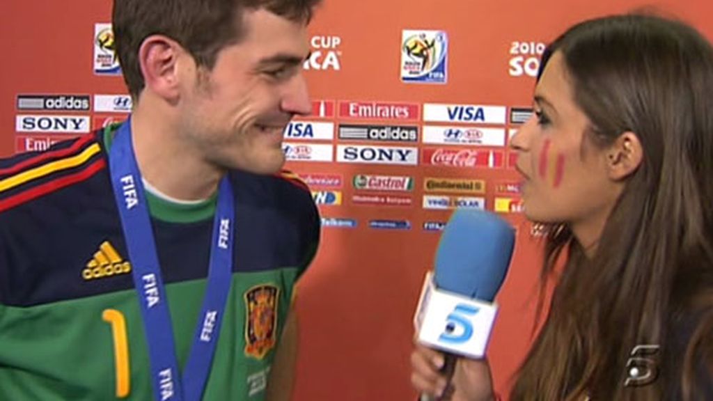 El beso de Iker a Sara, de campeonato